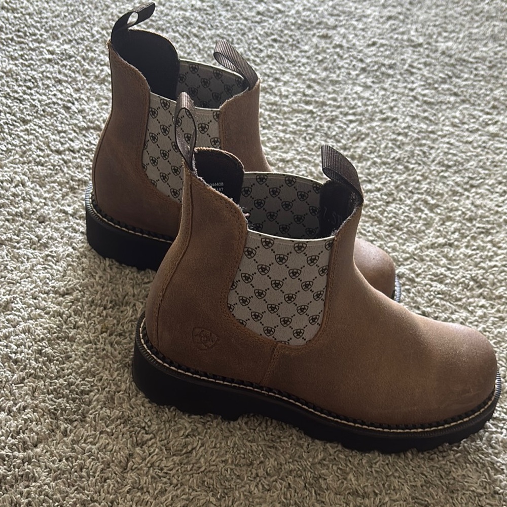 Ariat Brown Ankle Boots with Classic Chelsea Design